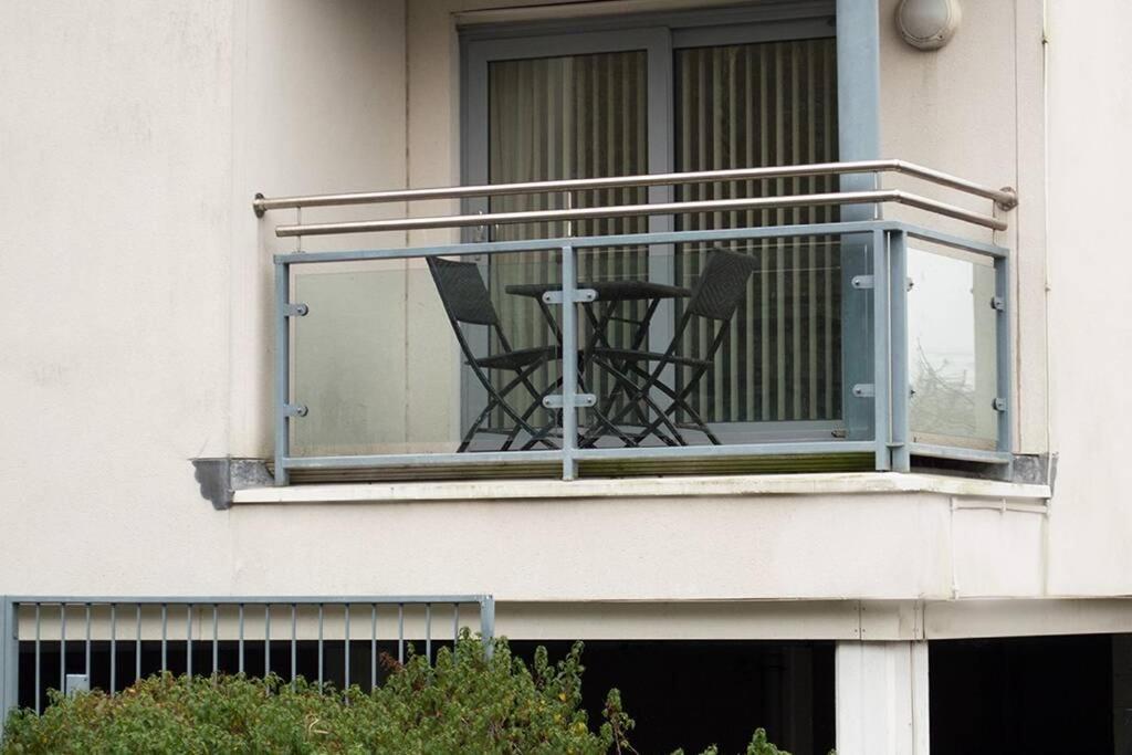 Parking, Balcony, Fully Equipped Kitchen Appartement Swansea Buitenkant foto