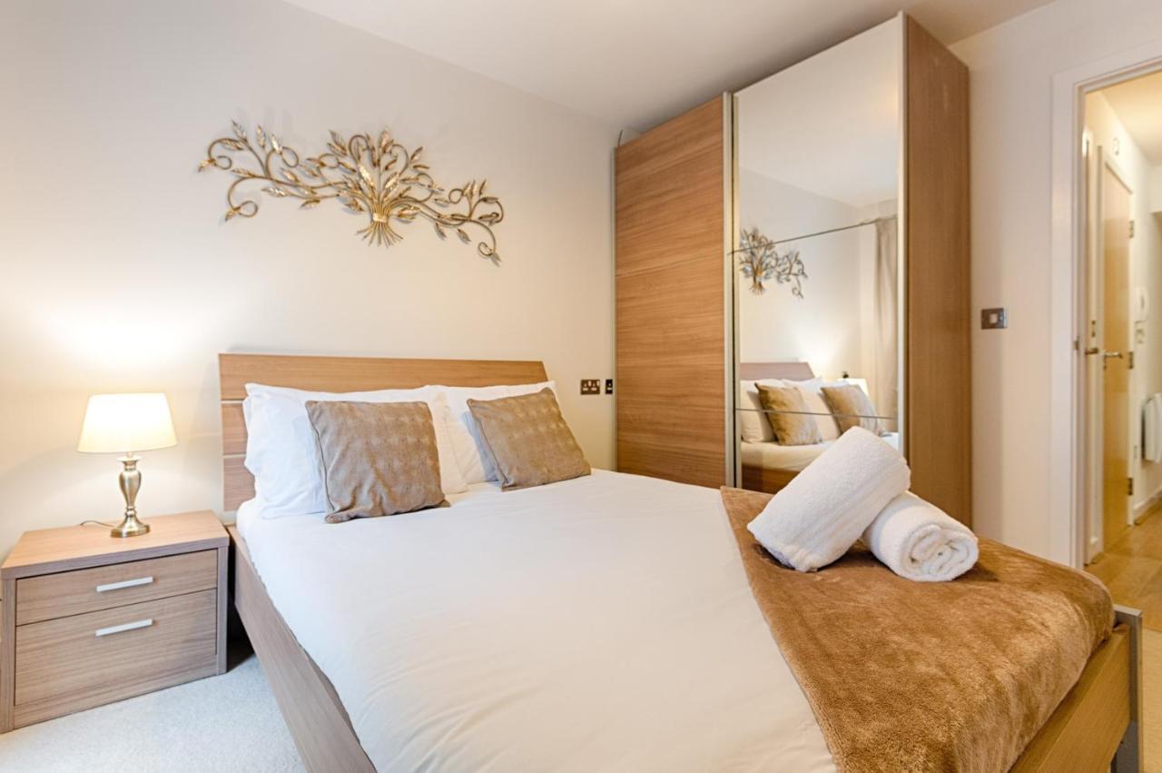 Parking, Balcony, Fully Equipped Kitchen Appartement Swansea Buitenkant foto