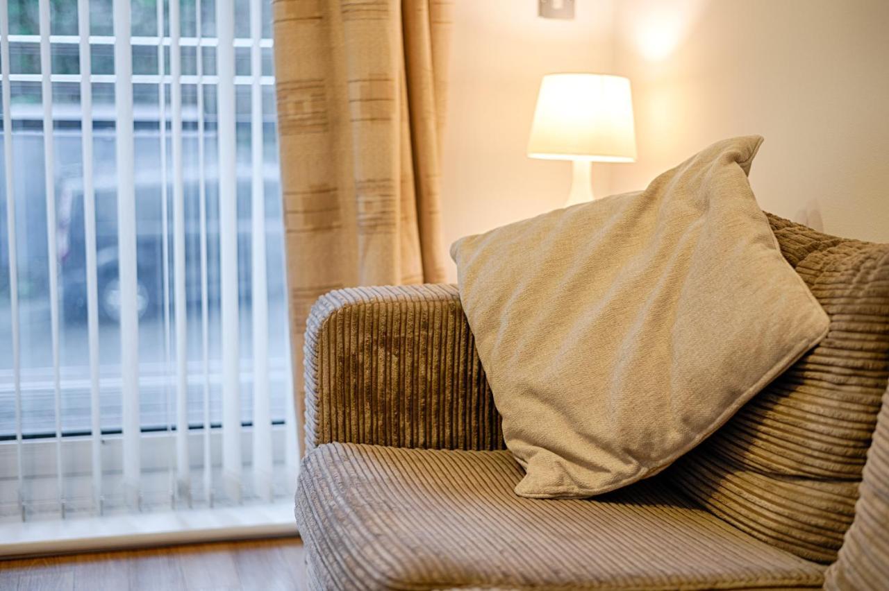 Parking, Balcony, Fully Equipped Kitchen Appartement Swansea Buitenkant foto
